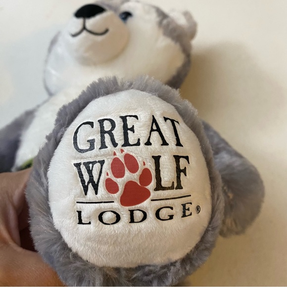 Build A Bear Great Wolf Lodge Wiley Wolf Gray 16" Plush BABW Souvenir - Picture 5 of 6